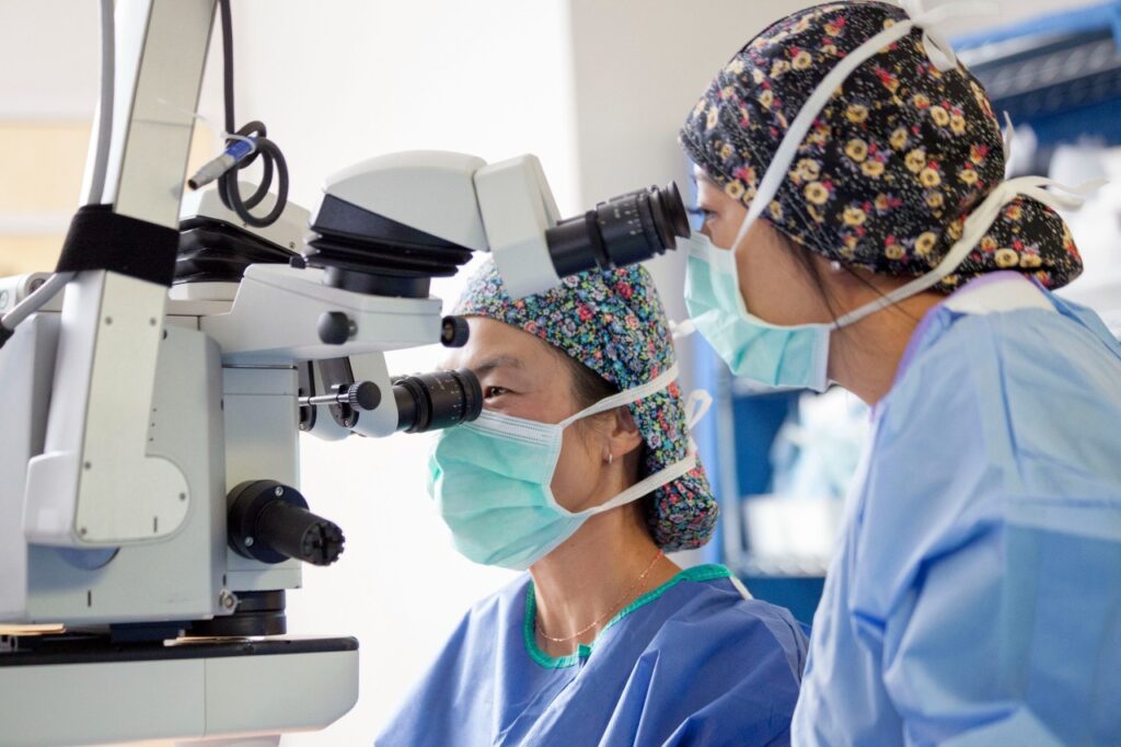 eye surgery lasik